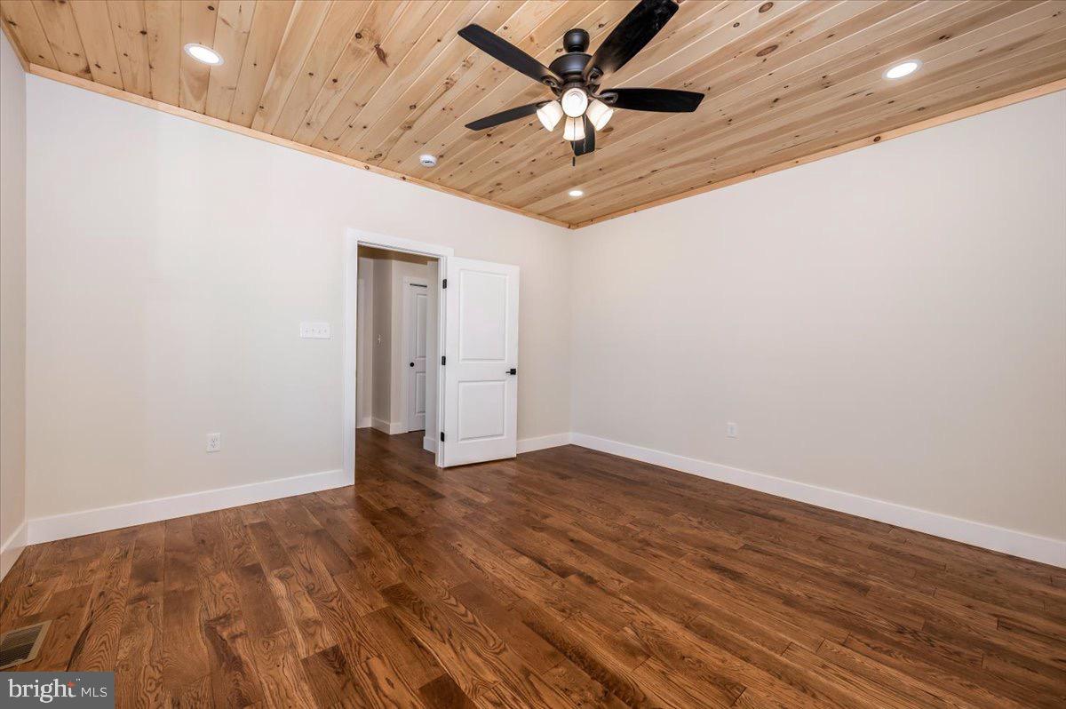 SHENANDOAH JUNCTION - Residential