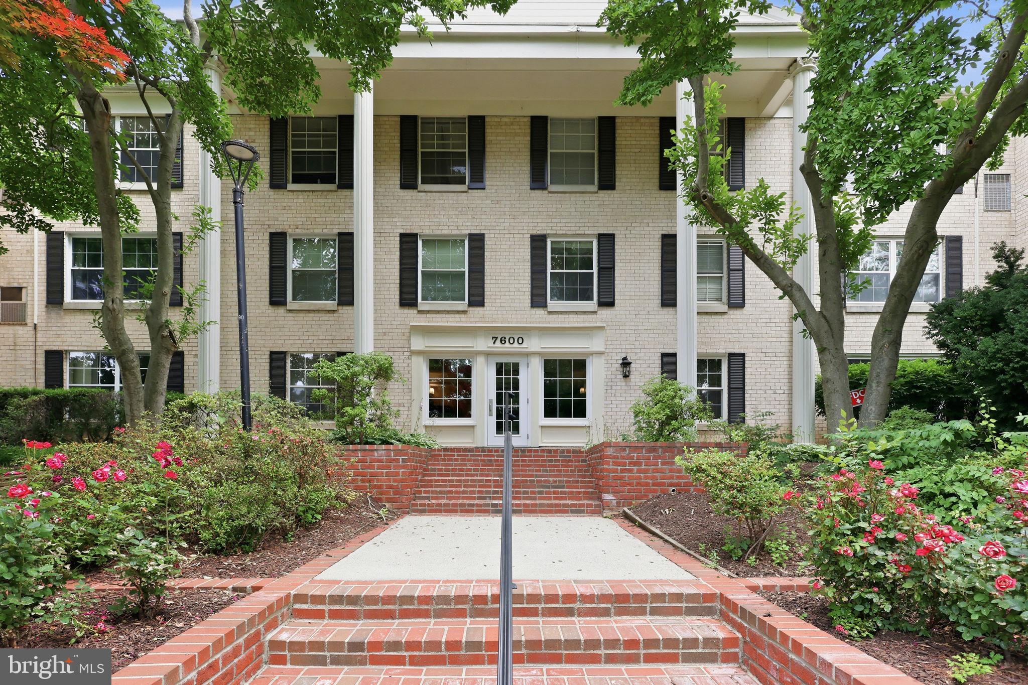 THE COLONIES - Residential