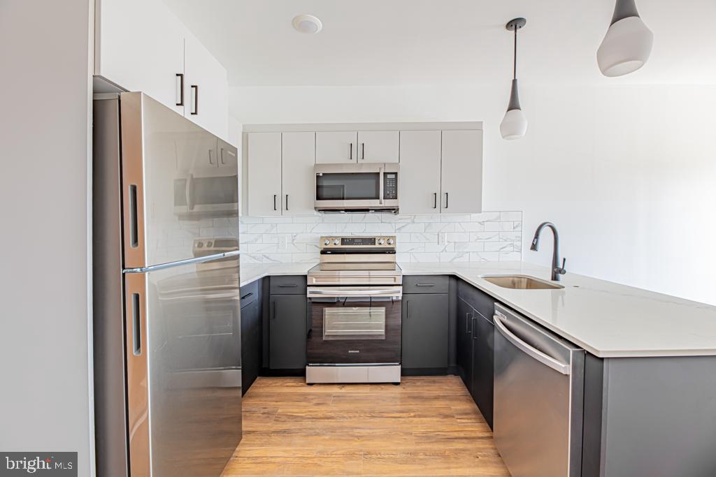 ROXBOROUGH - Residential Lease
