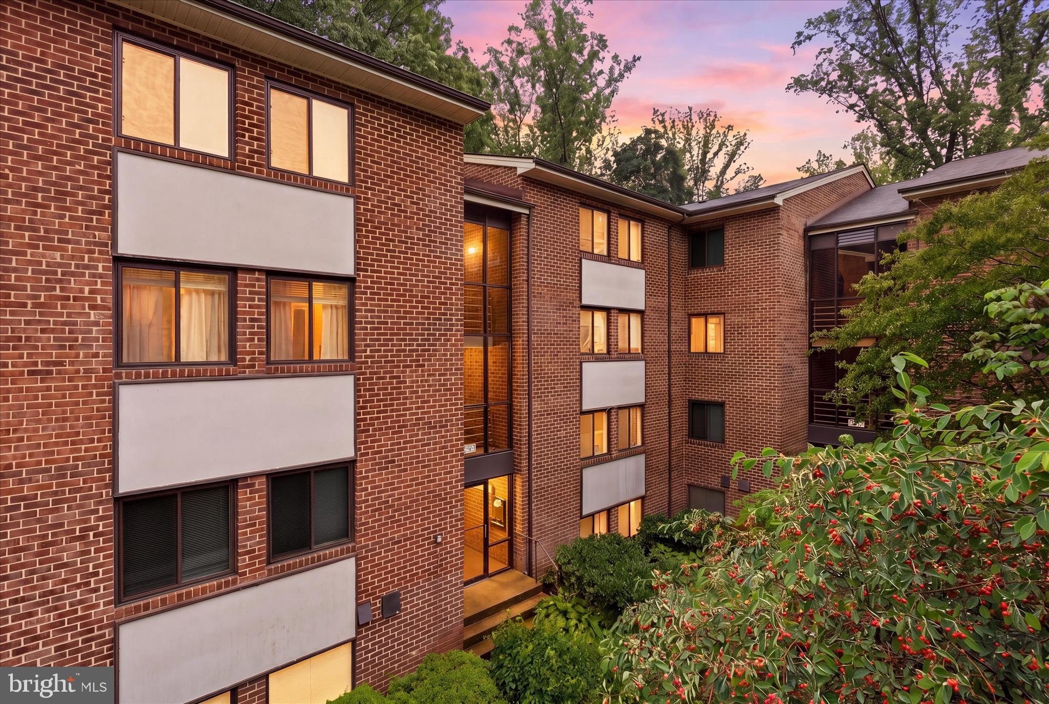 NORTHGATE CONDO - Residential