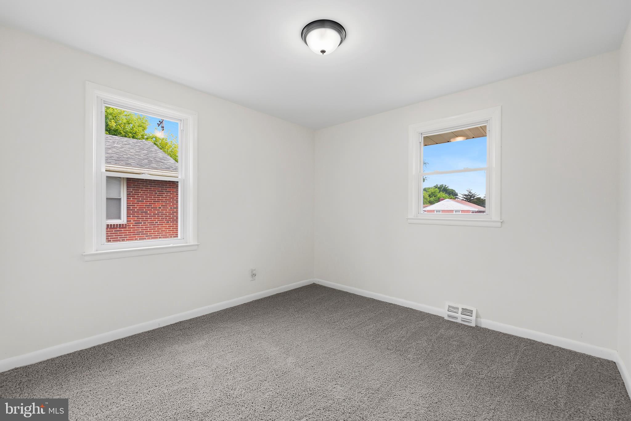 MILFORD GARDENS - Residential