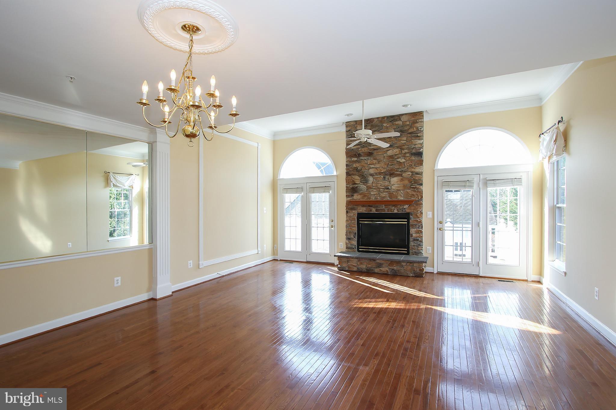 VILLAGES OF URBANA - Residential Lease