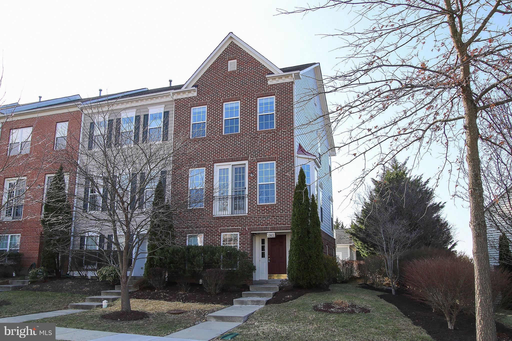 VILLAGES OF URBANA - Residential Lease