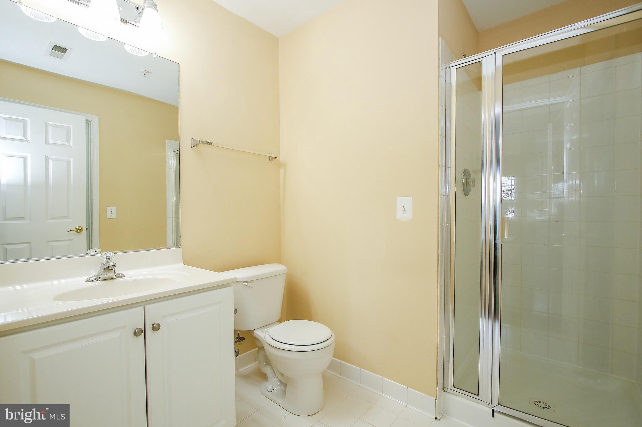 VILLAGES OF URBANA - Residential Lease