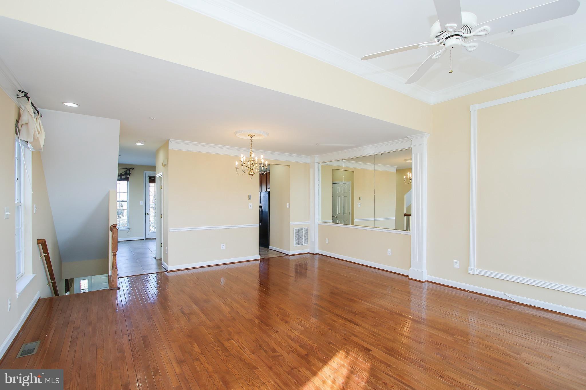 VILLAGES OF URBANA - Residential Lease