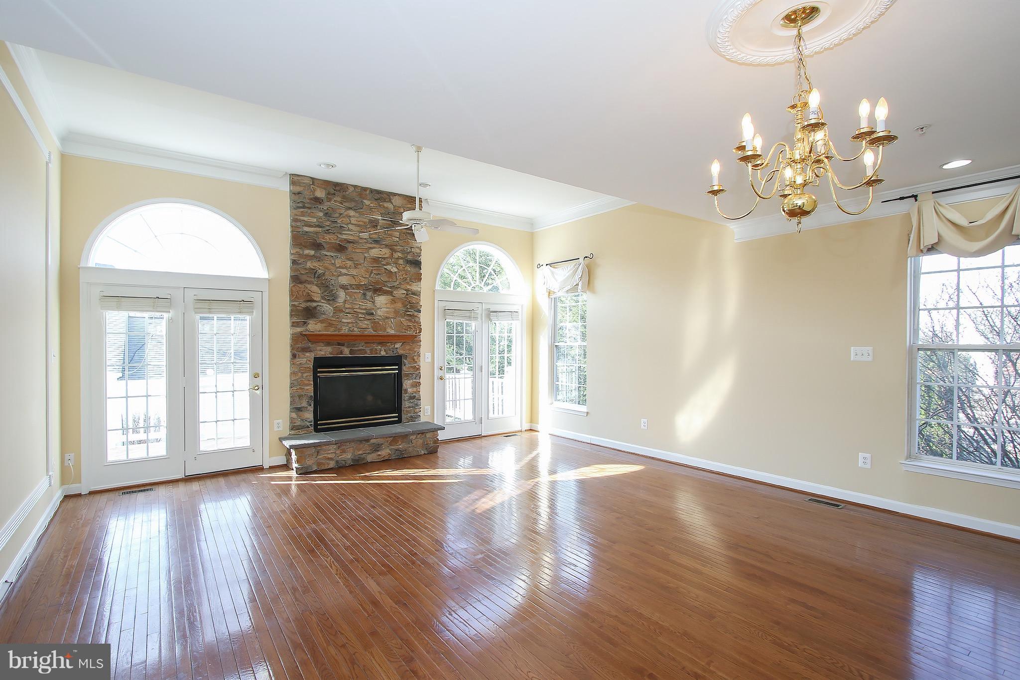 VILLAGES OF URBANA - Residential Lease