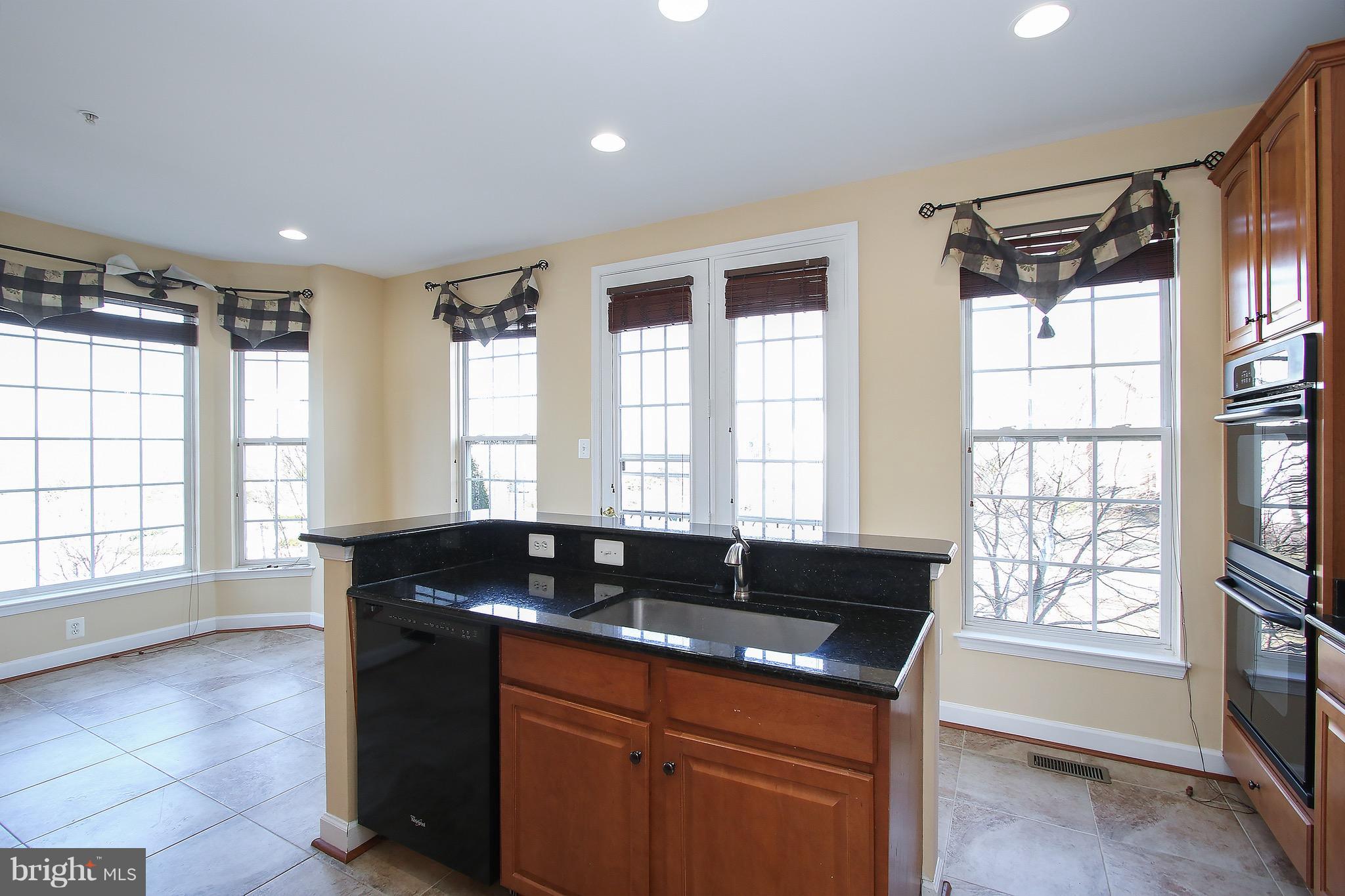 VILLAGES OF URBANA - Residential Lease