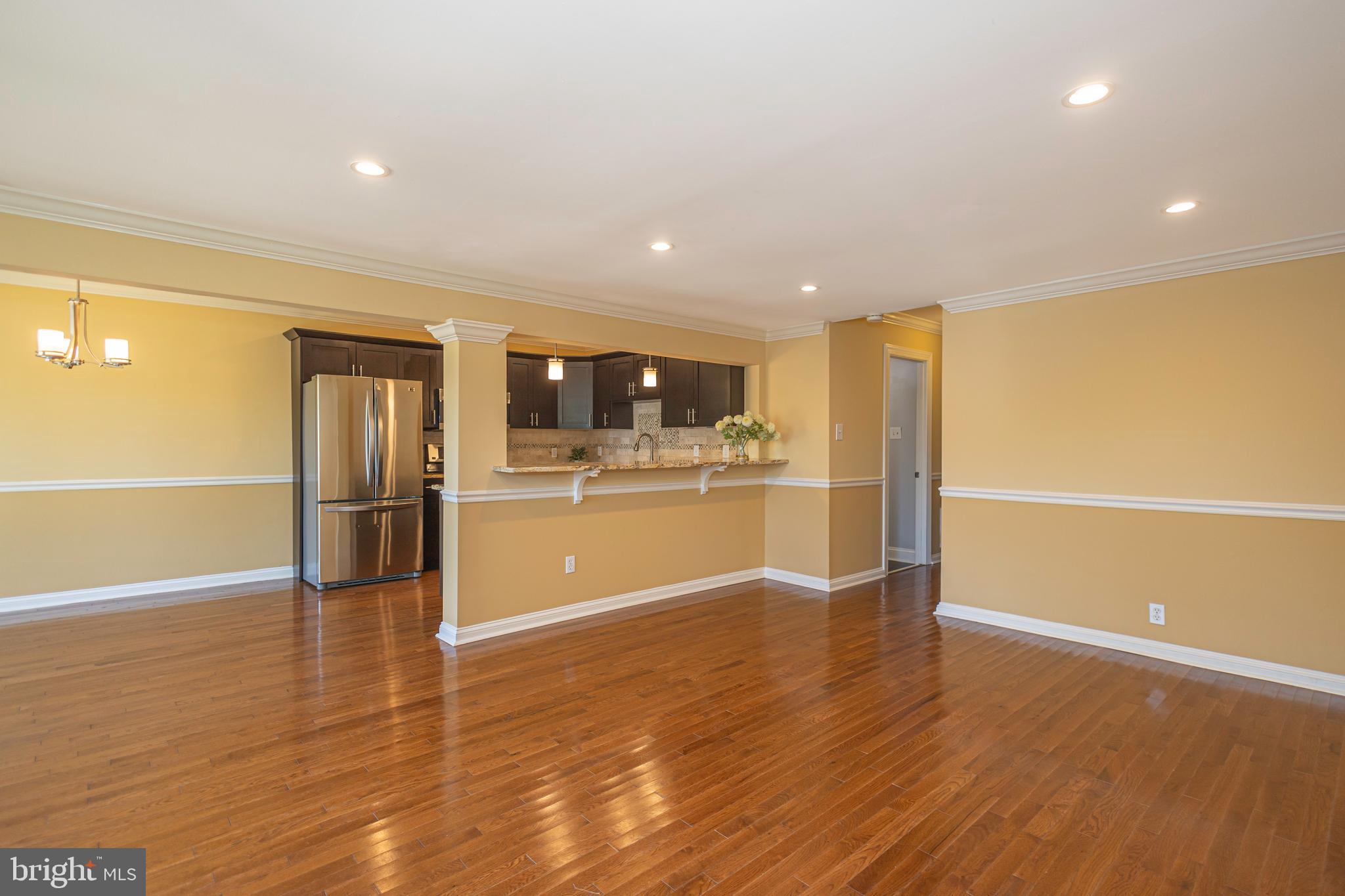 YARDLEY COMMONS - Residential