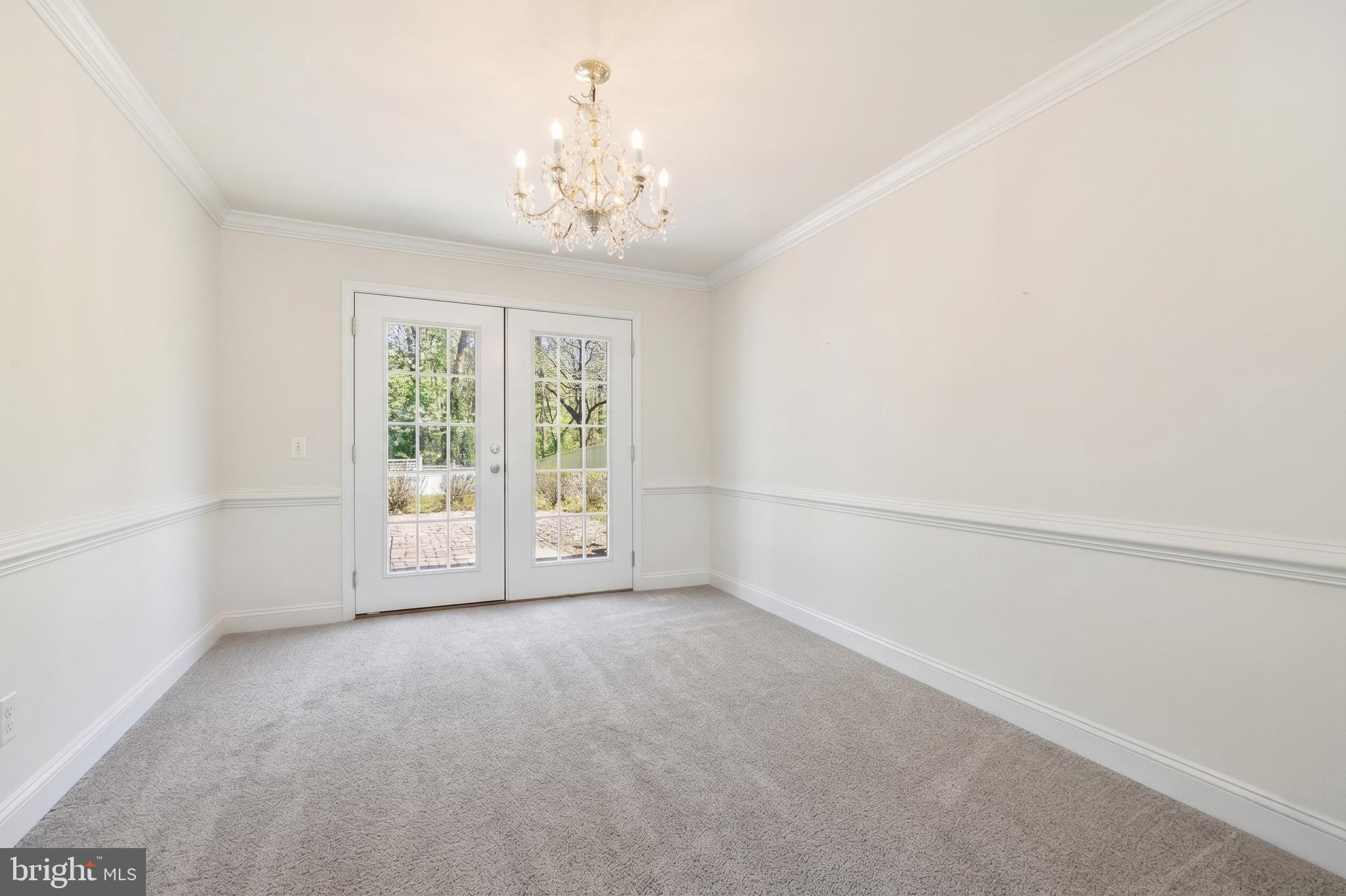 WOODBRIDGE - Residential