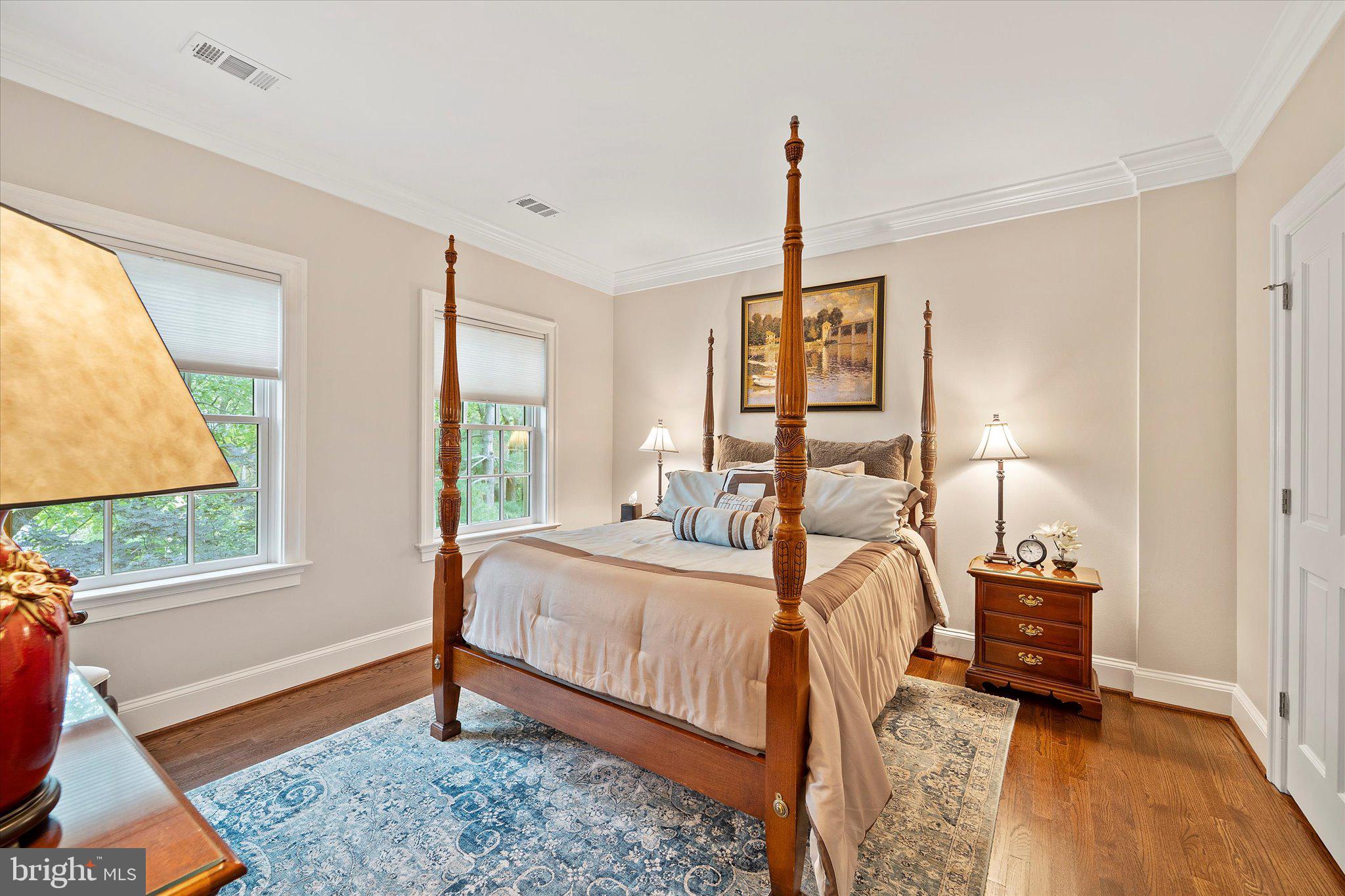 MAYFAIR OF MCLEAN - Residential