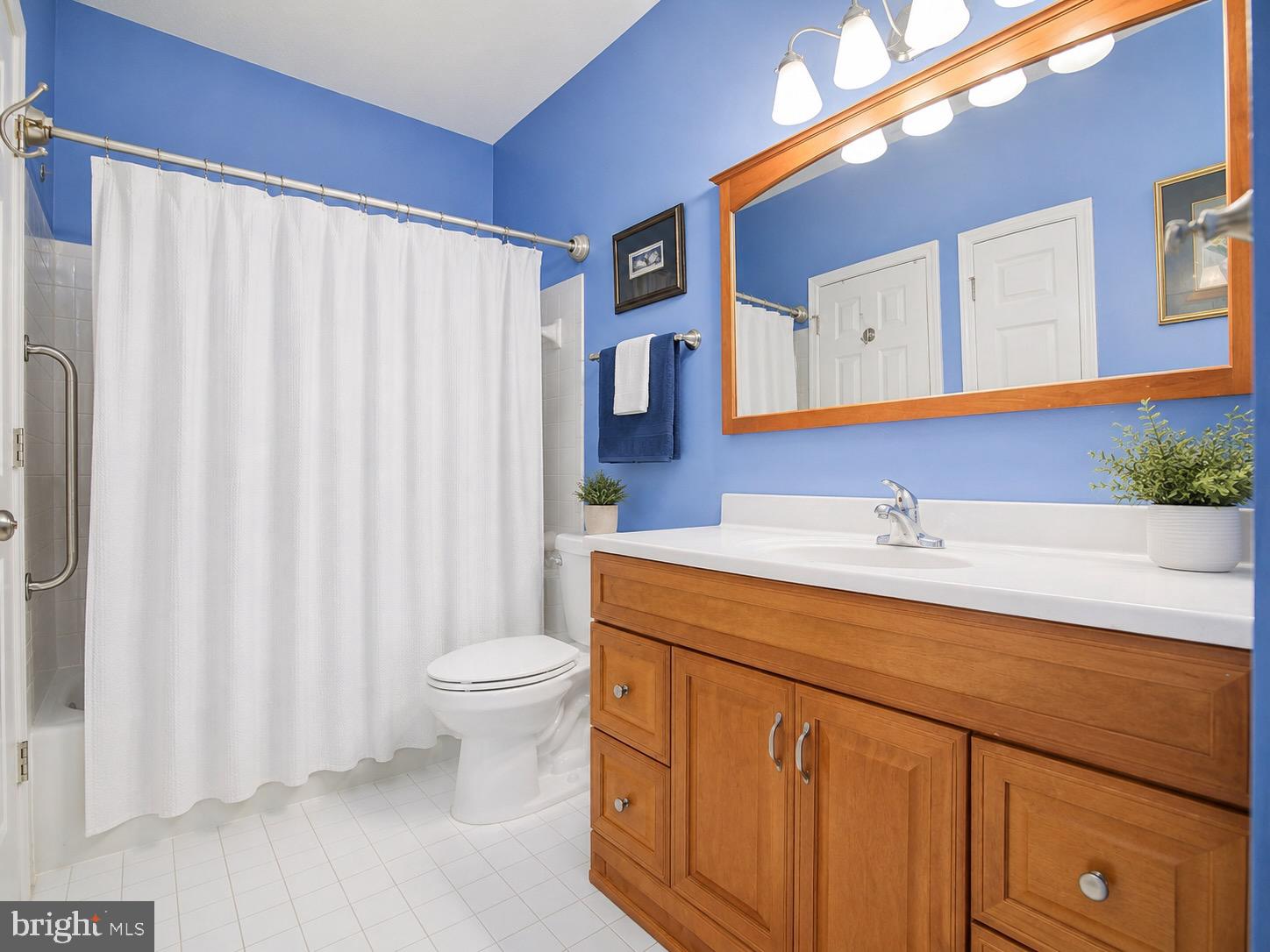 STONECROFT CONDO - Residential