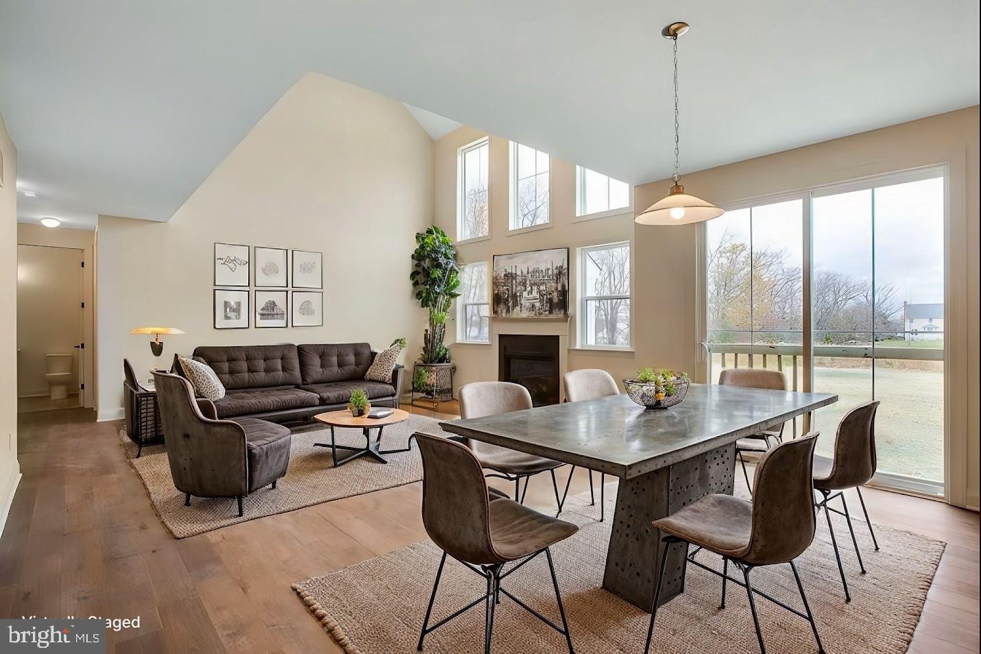 FULTON HILLS - Residential