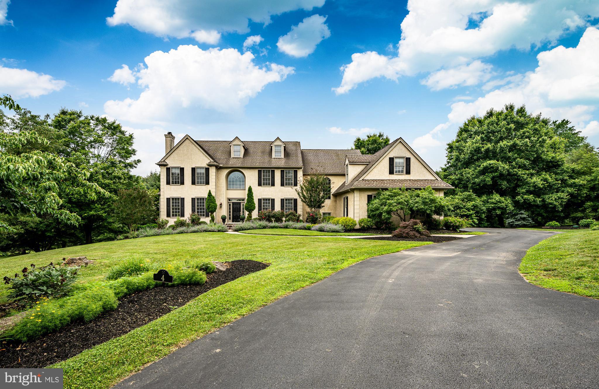 HILLHURST - Residential