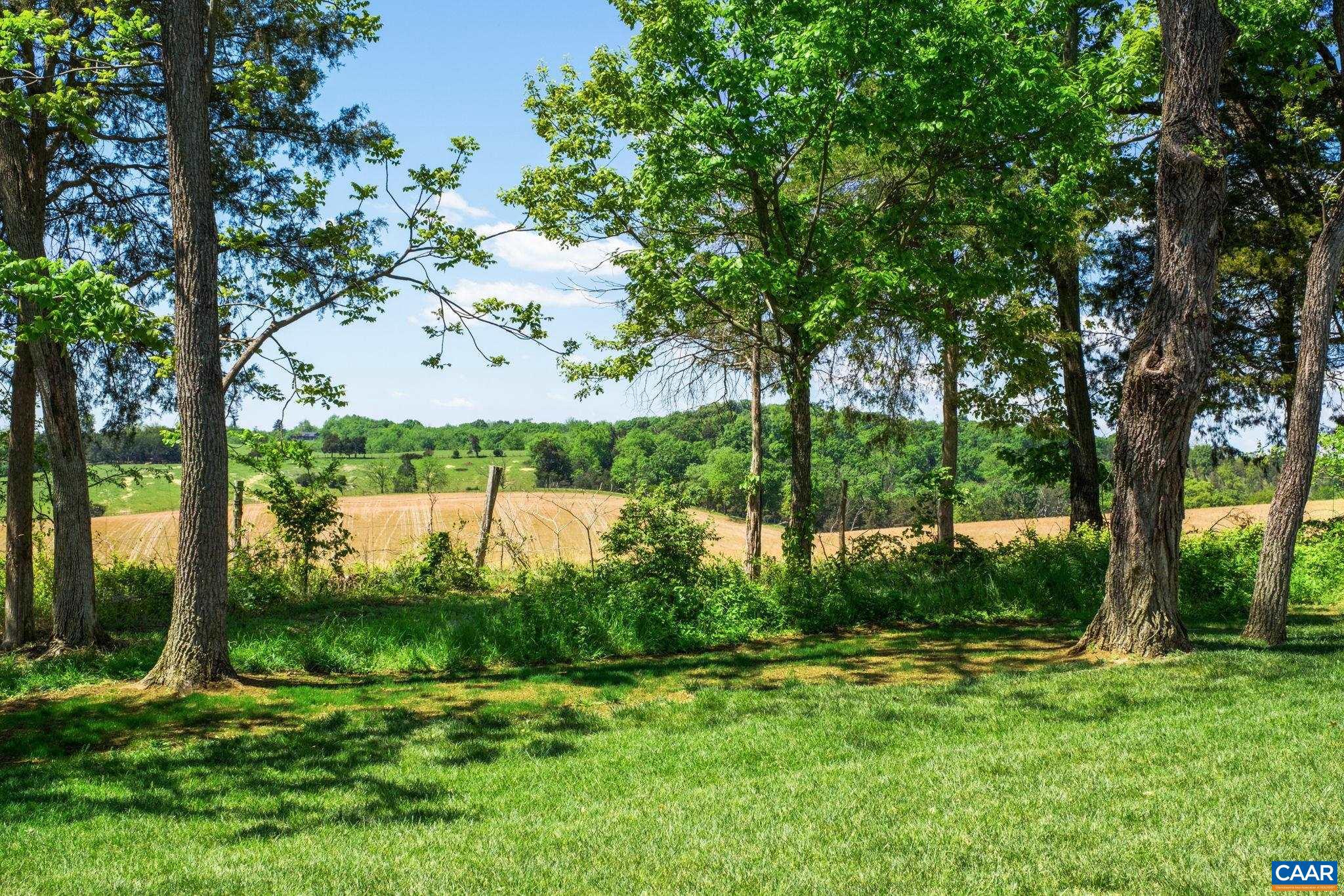 MEADOWBROOK - Residential