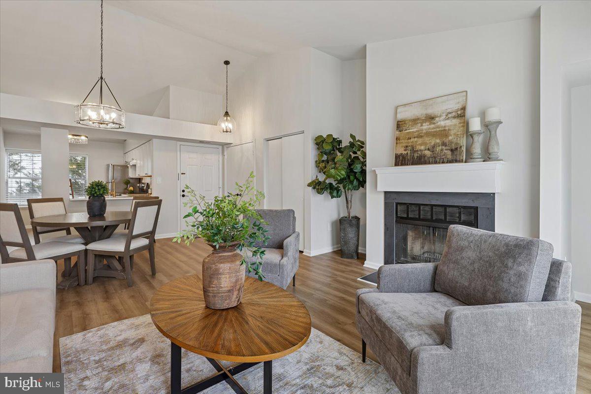 WATERS EDGE - Residential