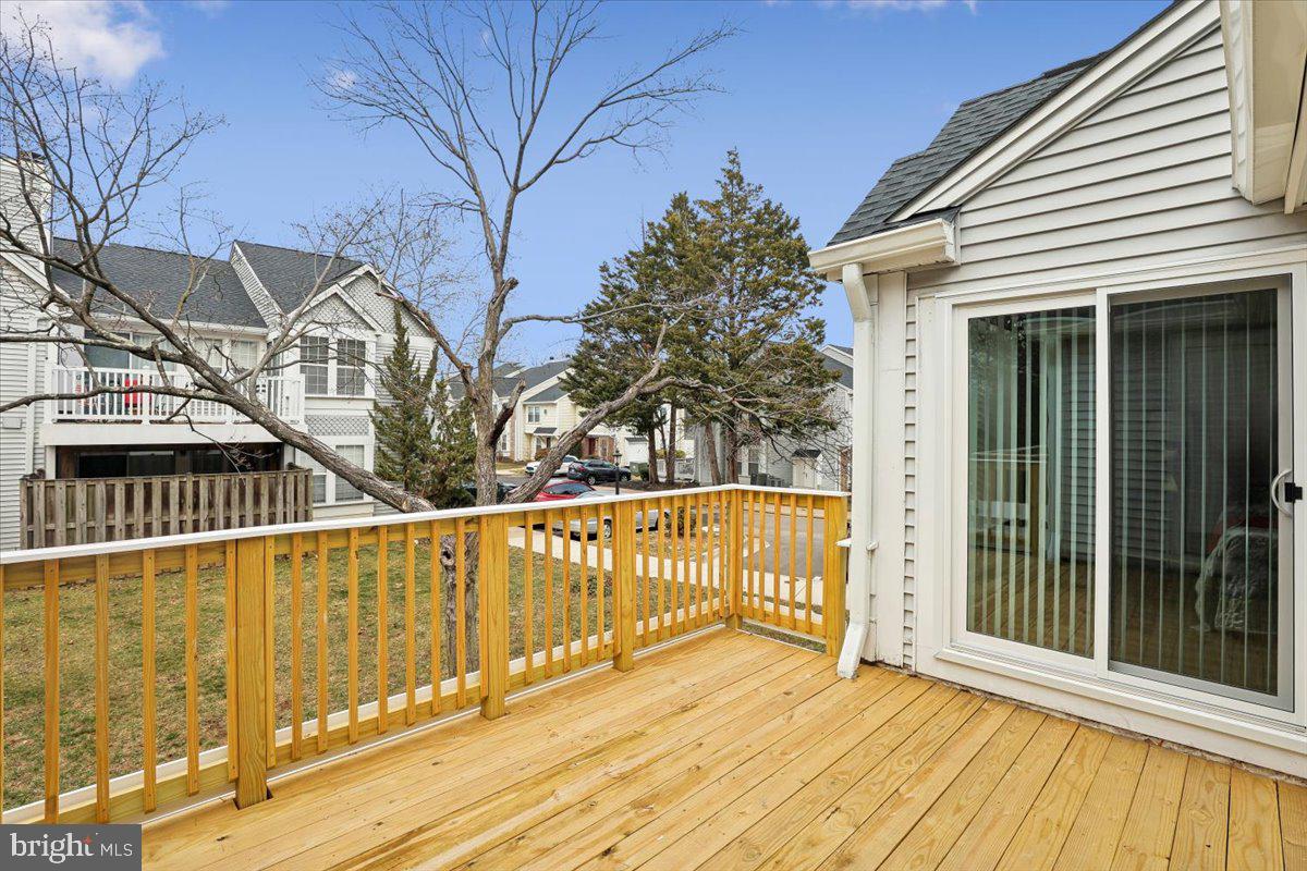 WATERS EDGE - Residential