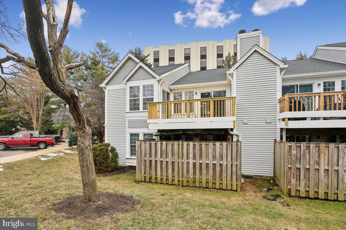 WATERS EDGE - Residential
