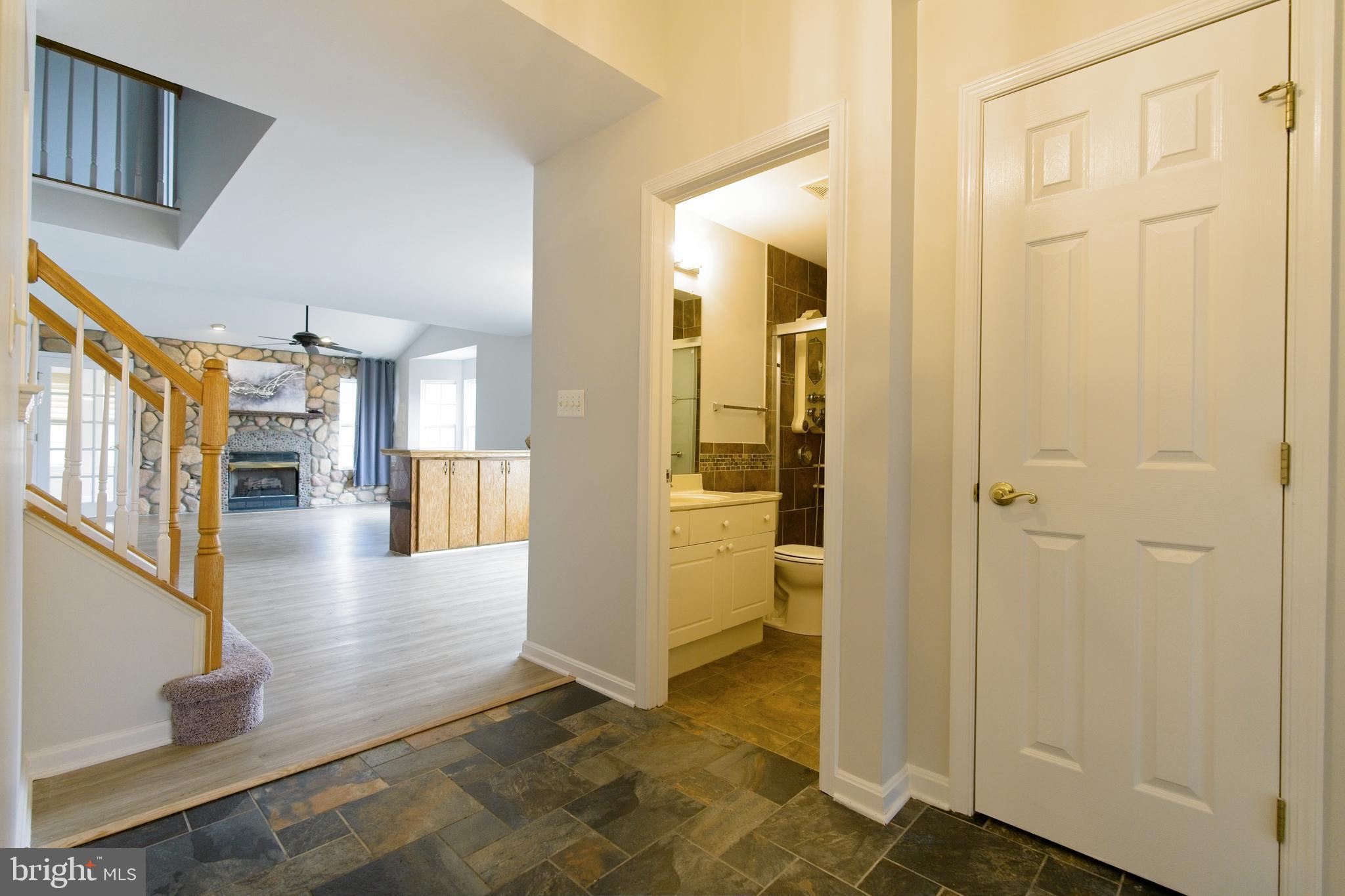 SUMMERLAKE - Residential