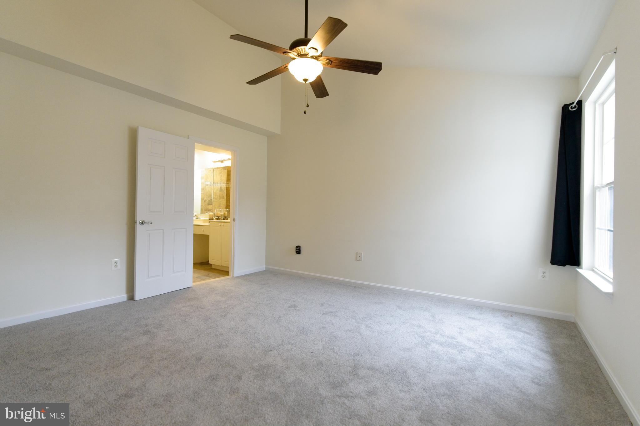 SUMMERLAKE - Residential
