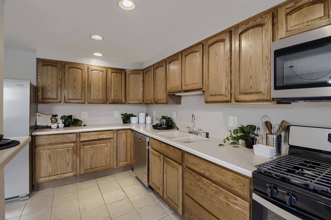 MAIDEN CHOICE VILLAGE - Residential