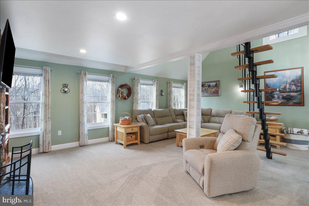 WOODBROOK - Residential