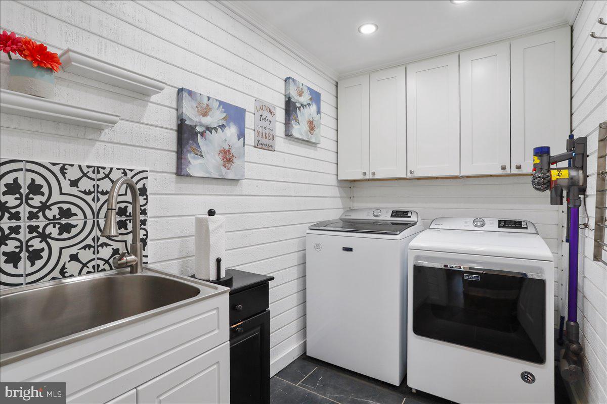 WOODBROOK - Residential