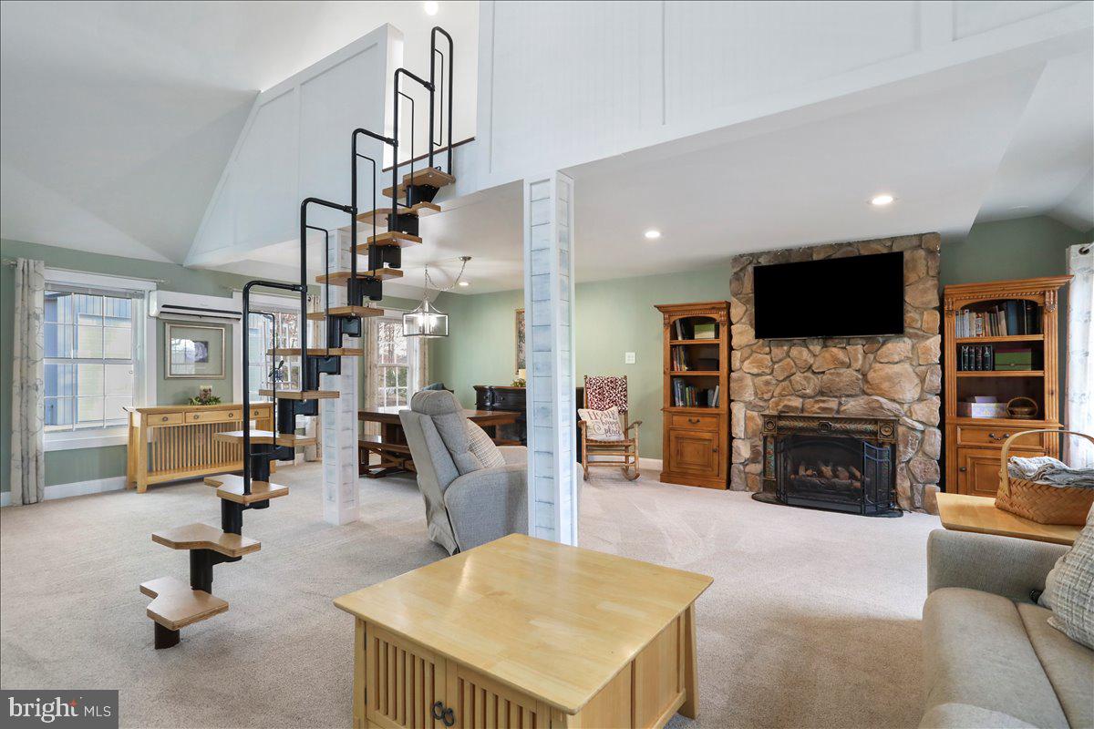 WOODBROOK - Residential