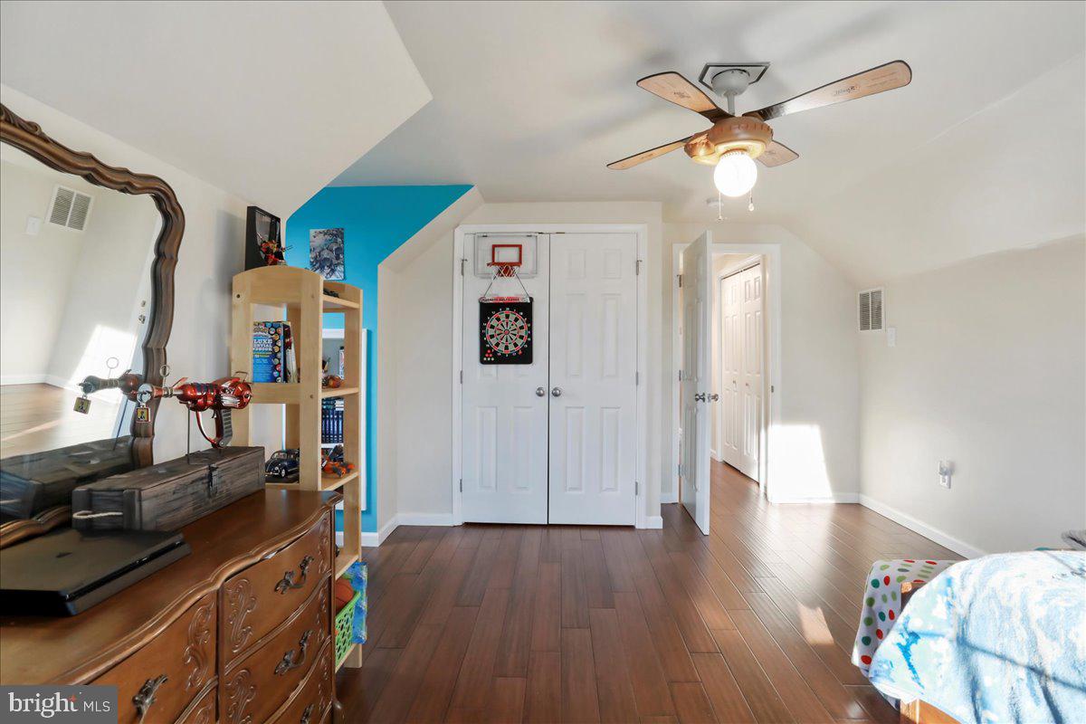 WOODBROOK - Residential