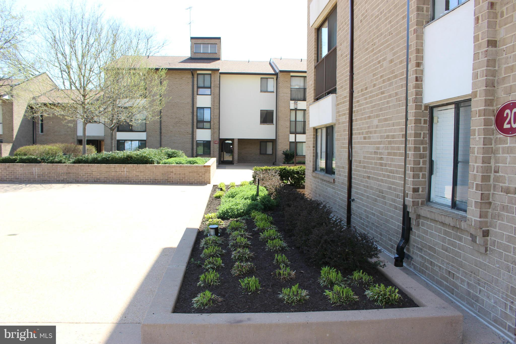 AMERICANA CENTRE - Residential
