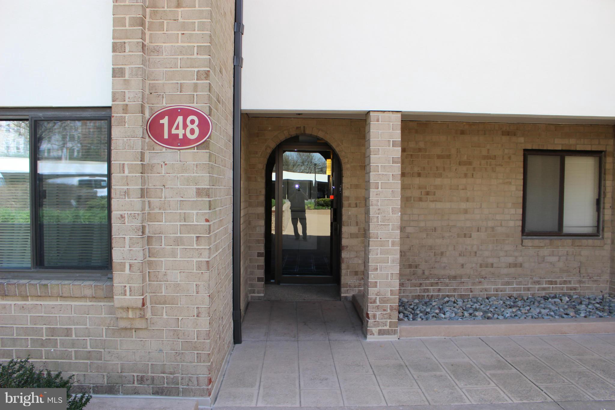 AMERICANA CENTRE - Residential