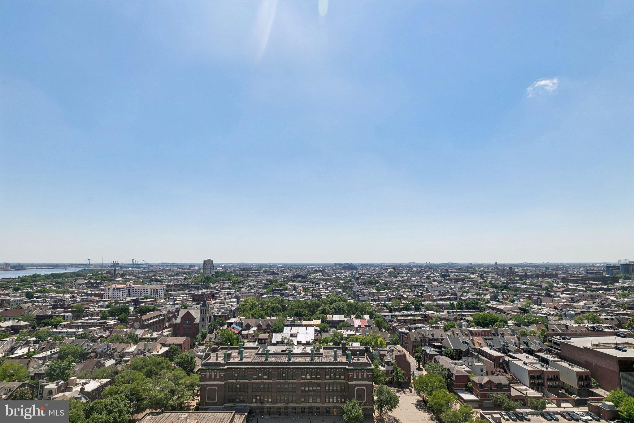 WASHINGTON SQ - Residential
