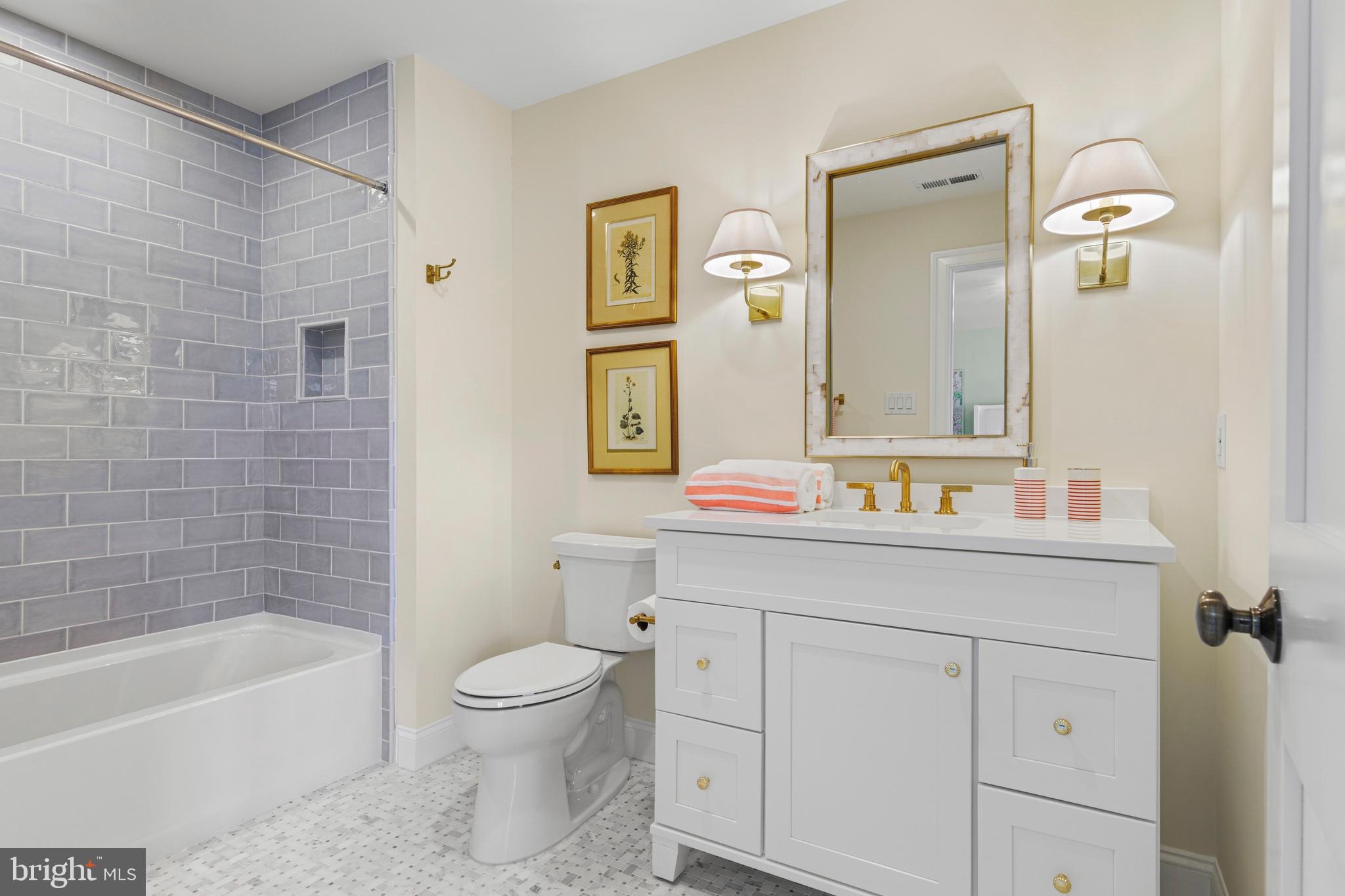 MILLSTONE MEADOWS - Residential