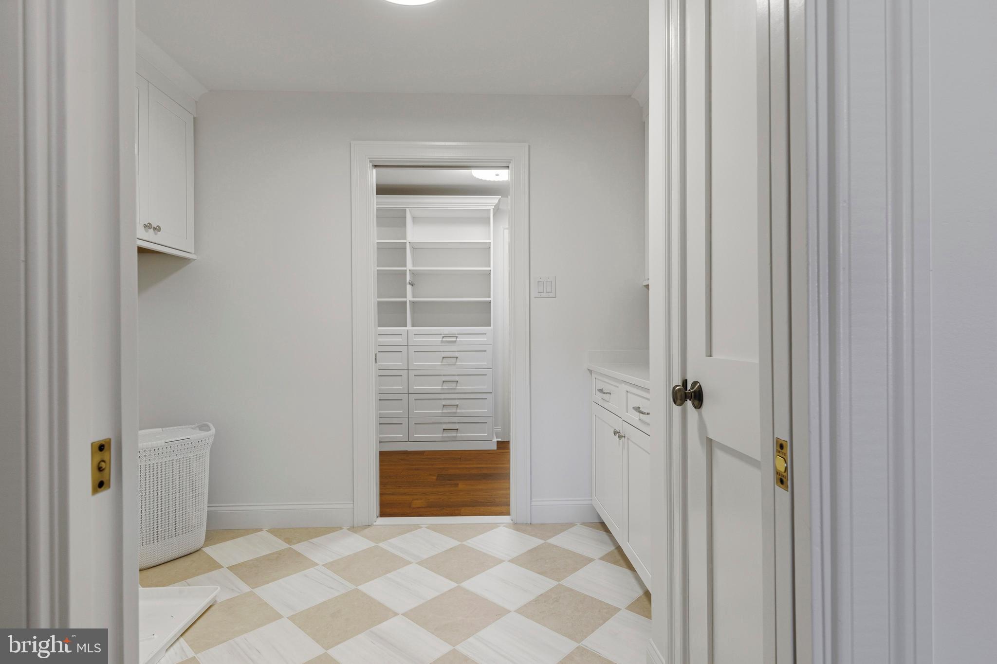 MILLSTONE MEADOWS - Residential