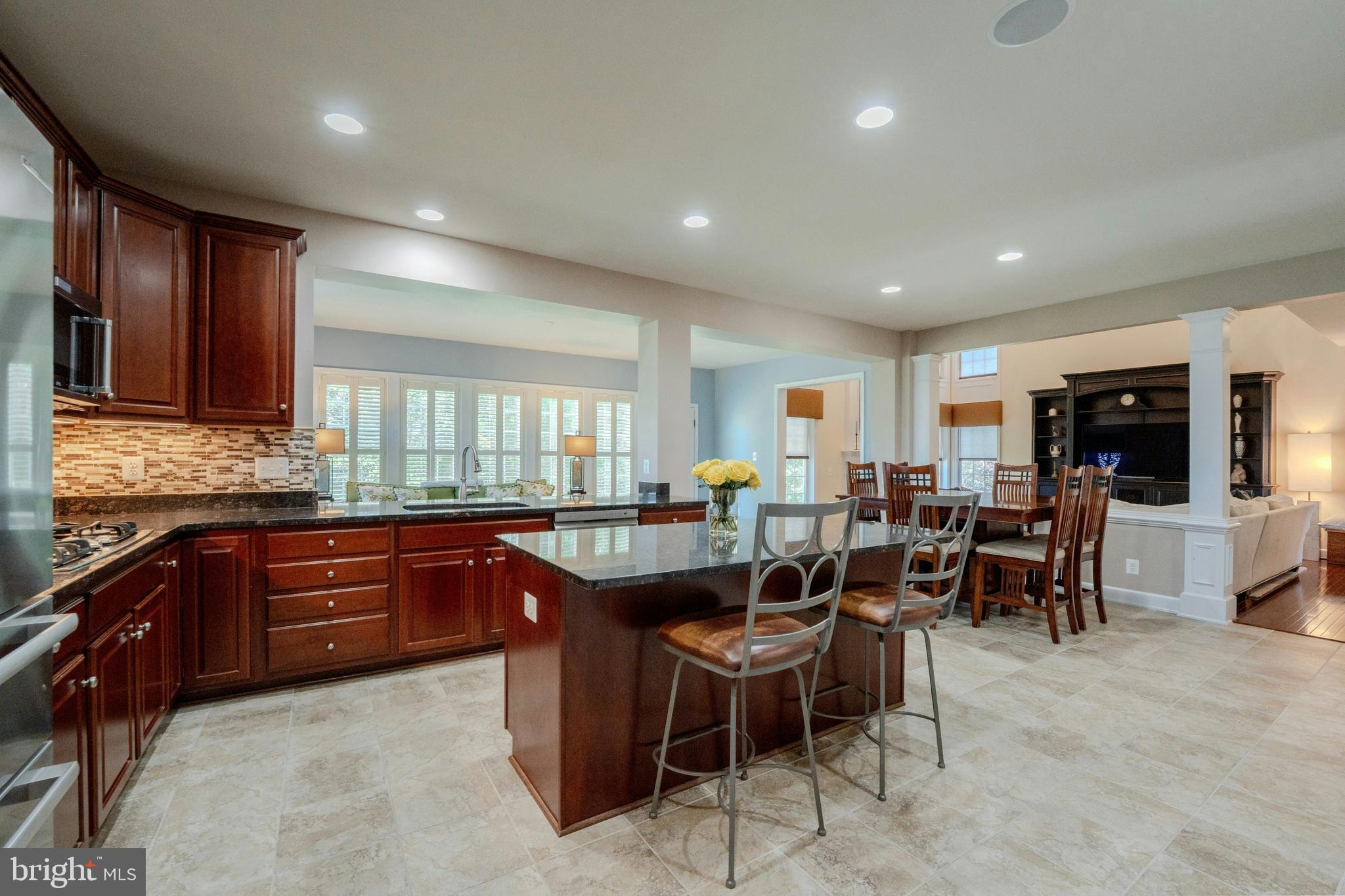 RED CEDAR - Residential