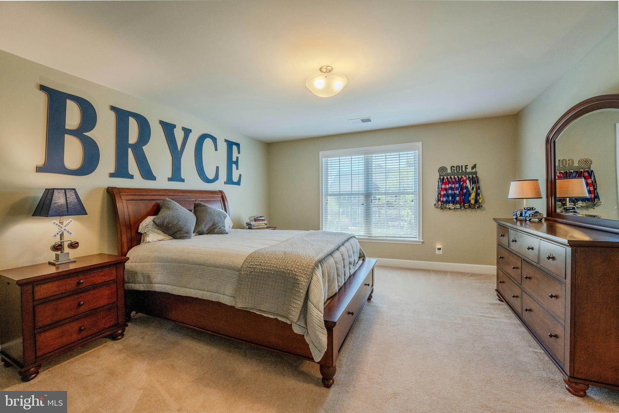 RED CEDAR - Residential