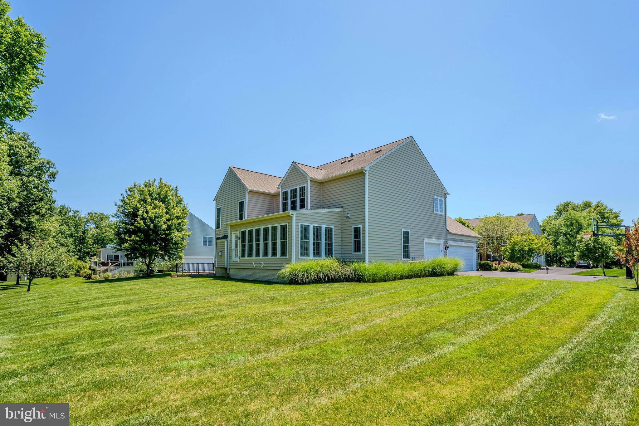 RED CEDAR - Residential