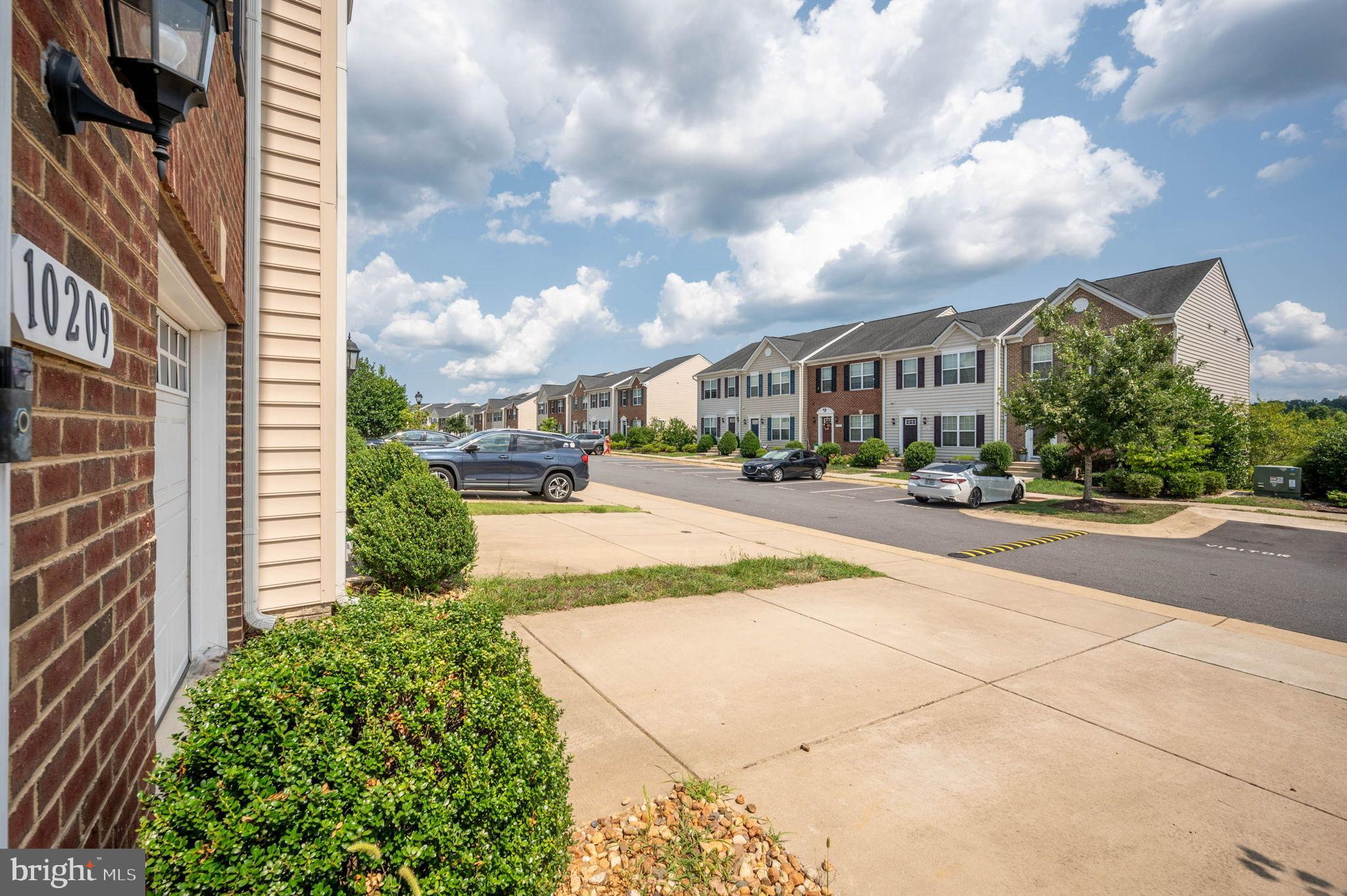 LAKESIDE - Residential