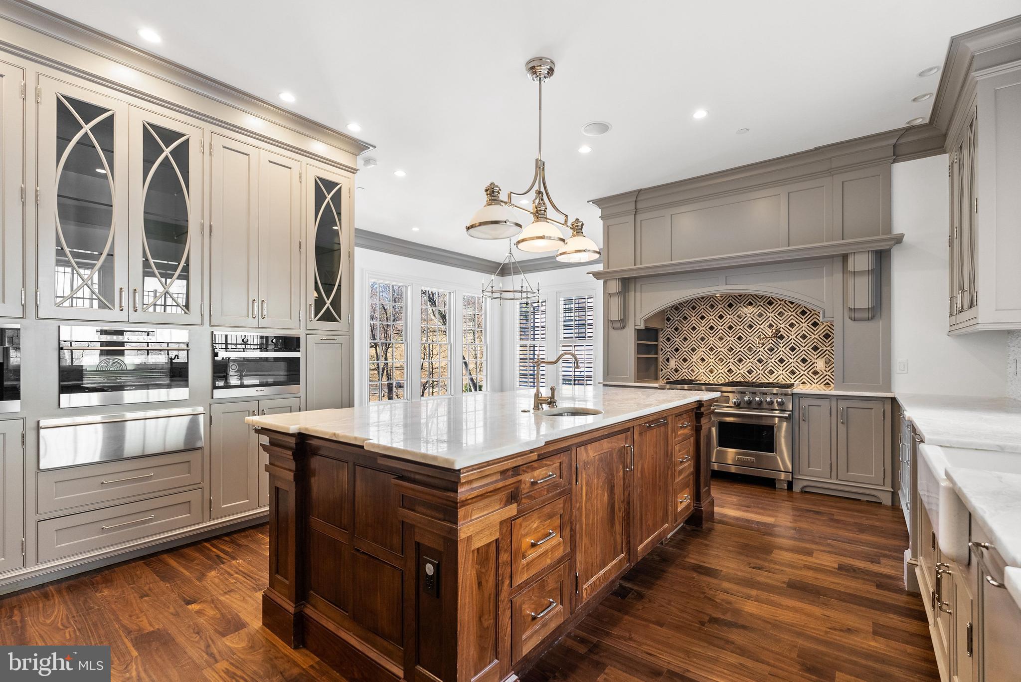WESLEY HEIGHTS - Residential