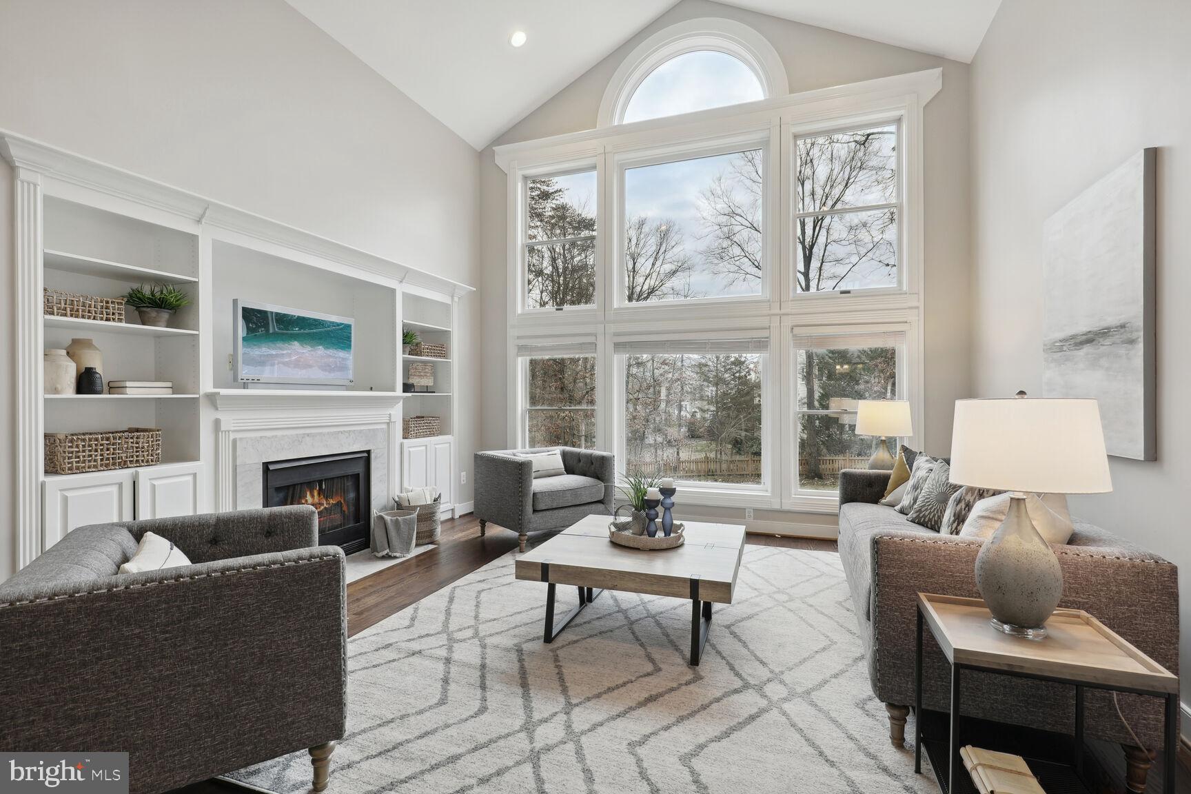 ASHBURN FARM - Residential