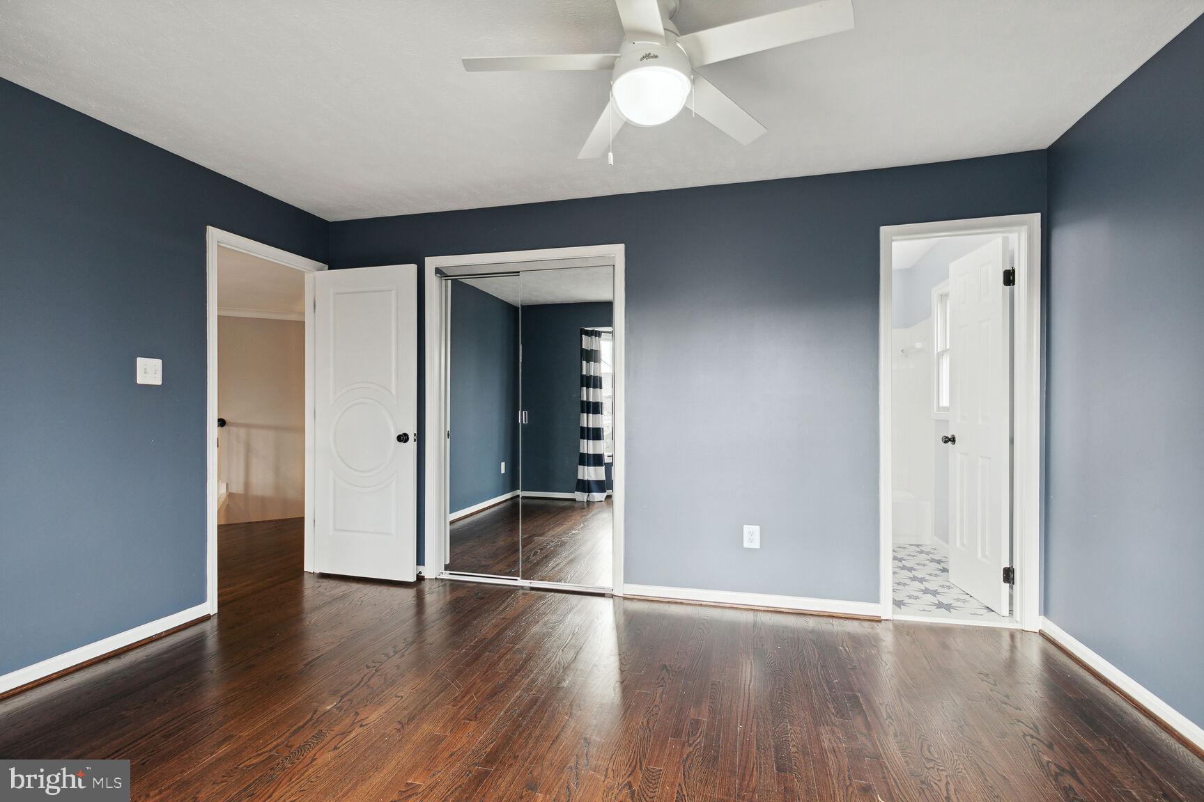 ASHBURN FARM - Residential