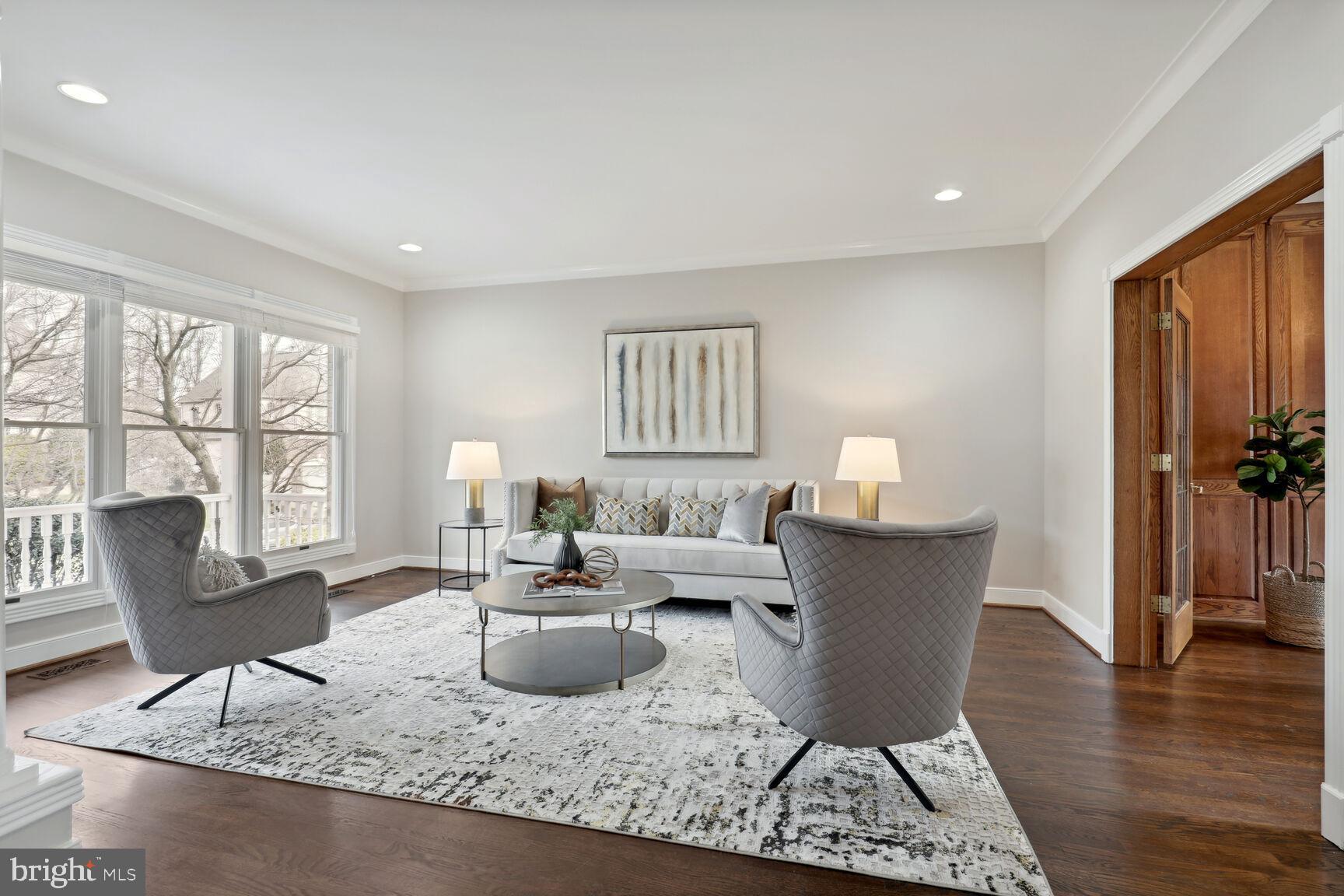 ASHBURN FARM - Residential