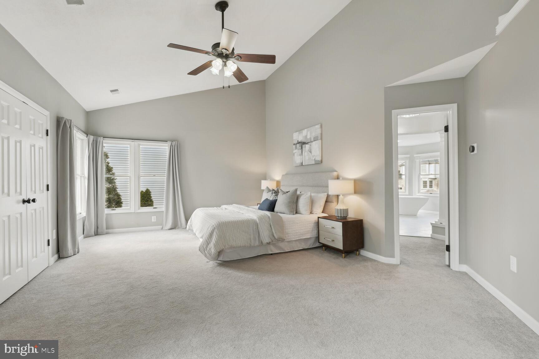 ASHBURN FARM - Residential