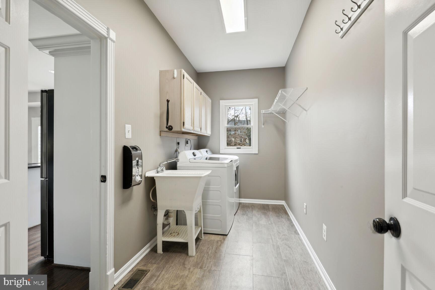 ASHBURN FARM - Residential