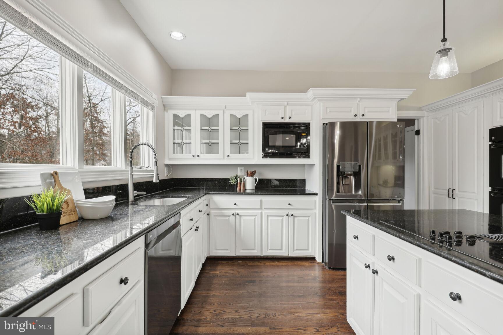 ASHBURN FARM - Residential
