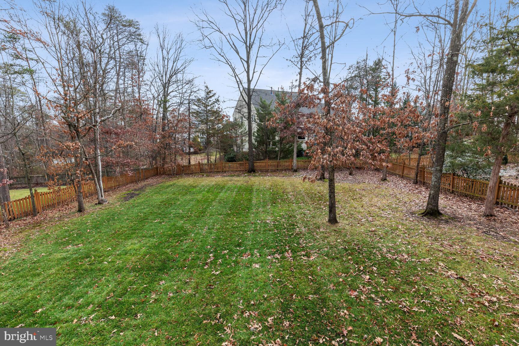 ASHBURN FARM - Residential