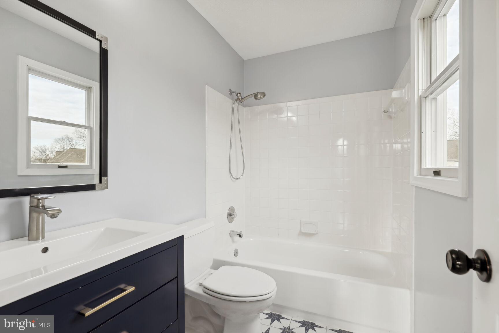 ASHBURN FARM - Residential