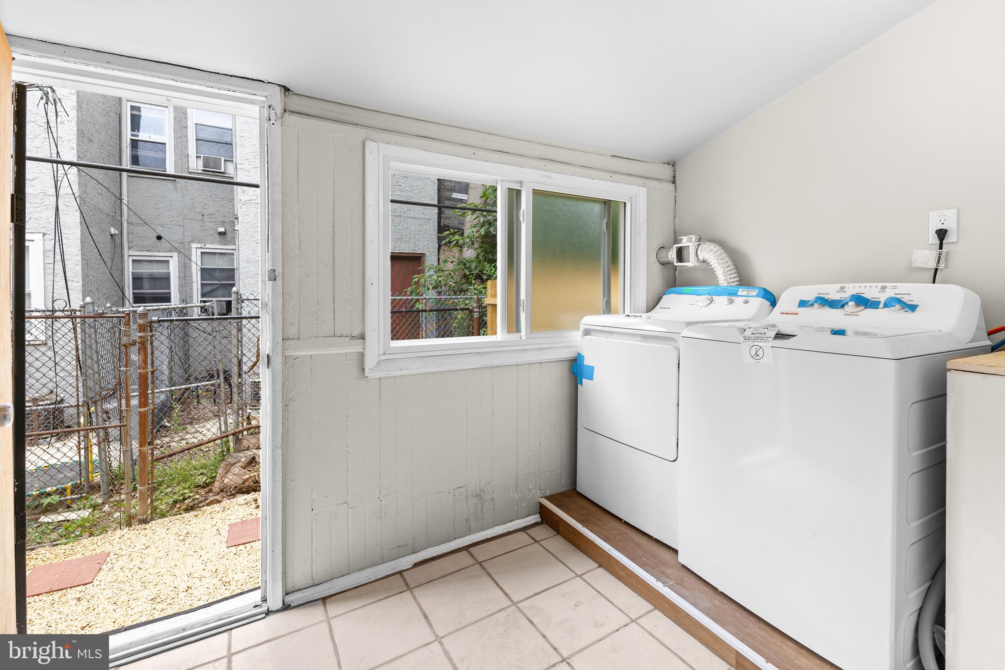BELMONT - Residential