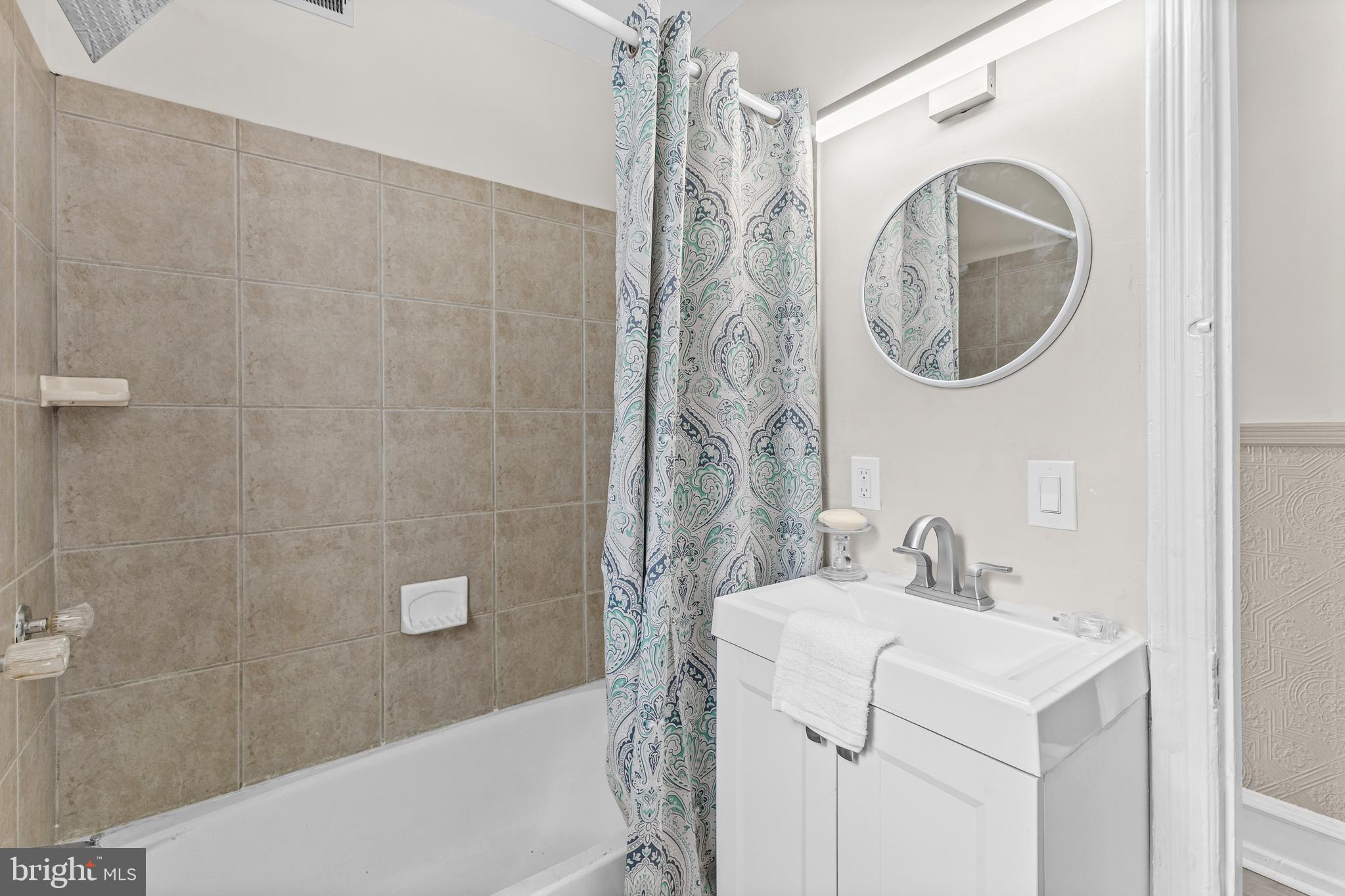 BELMONT - Residential