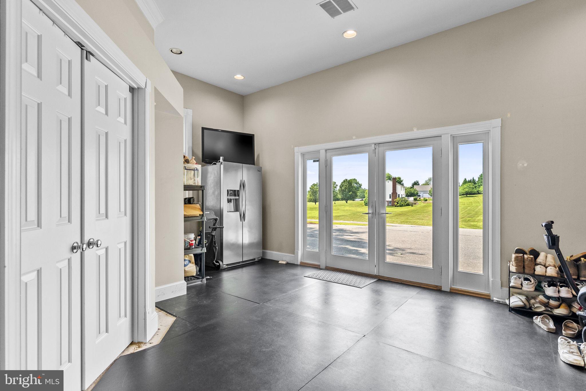 CLAIRMONT MANOR - Residential