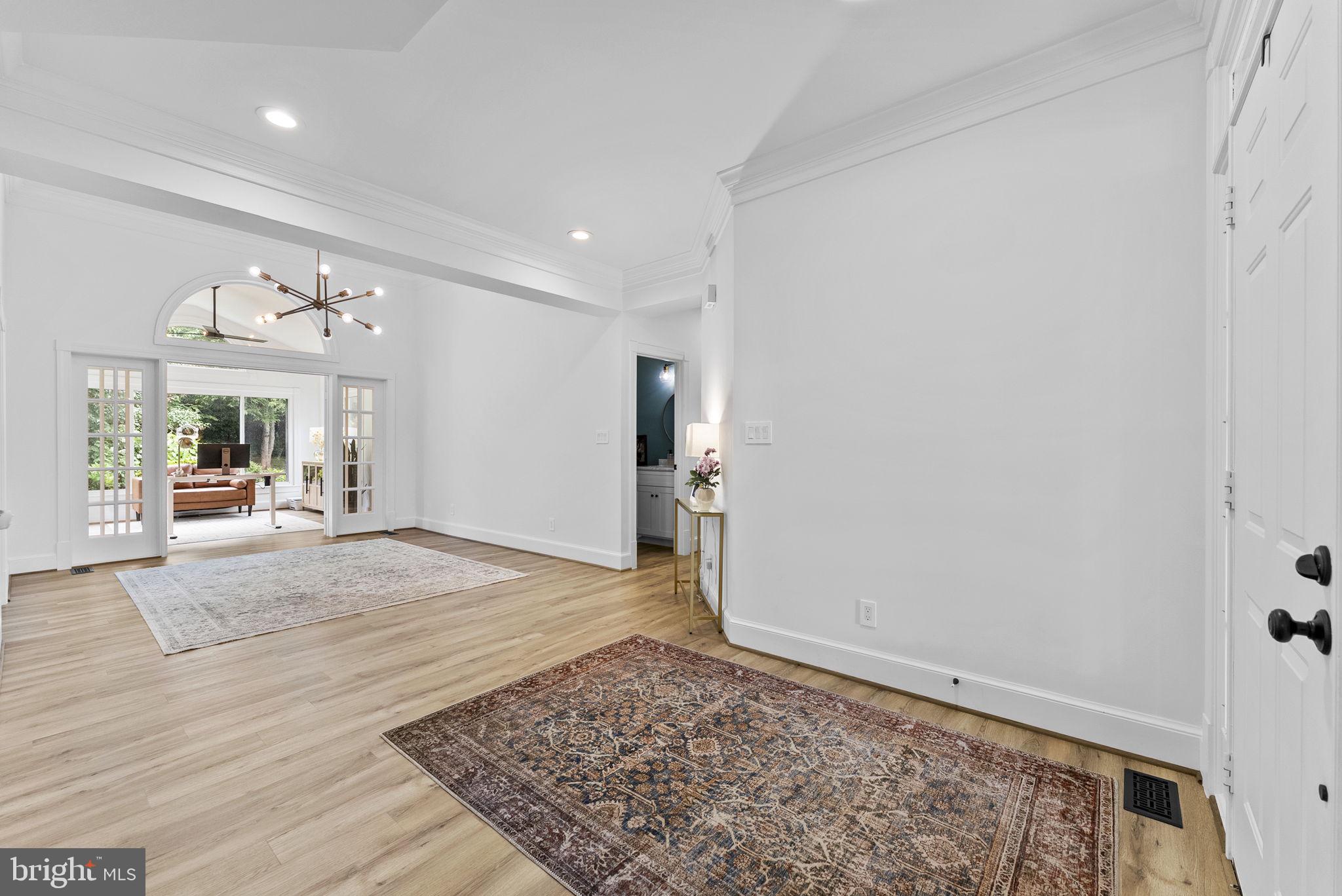 CLAIRMONT MANOR - Residential